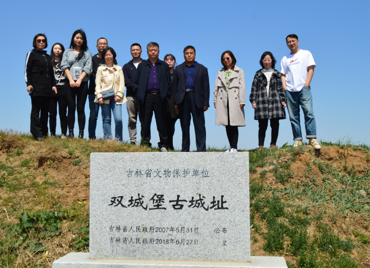 《参花》入古镇 书香暖双城